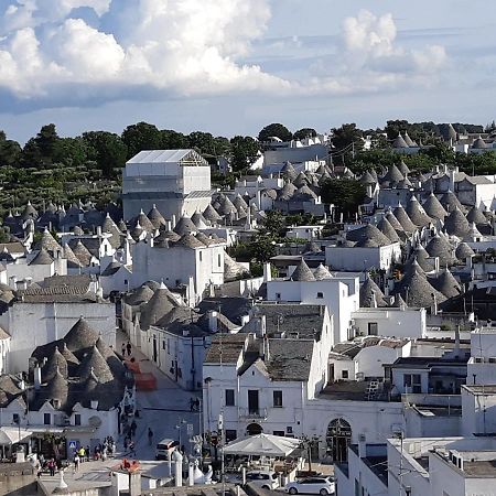 Alberobello Casa Vacanze - Pathos Tra I Trulli Villa Luaran gambar