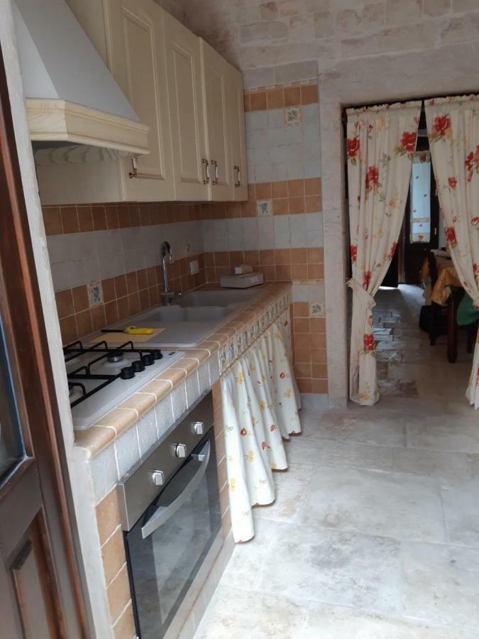 Alberobello Casa Vacanze - Pathos Tra I Trulli Villa Luaran gambar